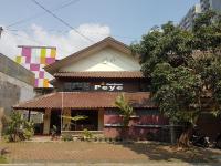 B&B Malang - Peye Guesthouse - Bed and Breakfast Malang