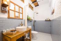 Sleep inn 墾丁恆春古城旅宿l k歌l烤肉l麻將l調酒l國旅卡特約l可包棟 - B&B Hengchun