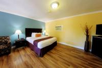 Zimmer mit Kingsize-Bett
