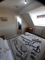 Double Attic Room - Stair access only