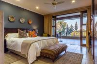 Deluxe Double or Twin Room with Sea View