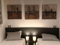 B&B Cuneo - DOMUSCUNEO Barra di Ferro 3 bianco - Bed and Breakfast Cuneo