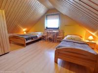 Habitación Triple con vistas a la montaña