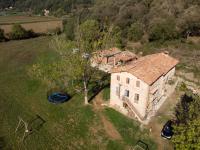 Caseta a masia Les Corominotes - B&B Olot