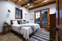 Little Dutch Cabin #3 - 12 min to Magnolia-Baylor - Ferienwohnung Bellmead