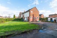 Beautiful 6 Bedroom Holiday Home, Manchester - B&B