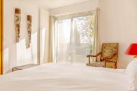 Kamer met Queensize Bed en Terras