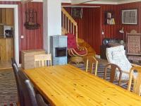 Four-Bedroom Holiday home in Follafoss