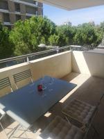 Charmant F2 Port Marianne (15 Min Plages/Centre-ville) - B&B