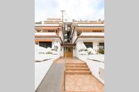 Summer Home: Sun and Beach in a Prime Location - B&B Arona