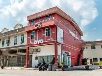 Super OYO 756 Muar City Hotel