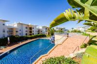 BnB Homes Ocean view Apartment with 3 spacious Terraces, 2 Swimming pools & Tennis court - Chambres d'hôtes Albufeira