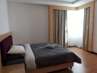 B&B Kuching - Bernard Holiday Home 2 @ Boulevard Imperial Suite Kuching - Bed and Breakfast Kuching