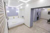 Newly Renovated Studio Apartment in Downtown Center 5 - Chambres d’hôtes