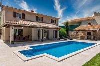 Villa Natasha - charming Istrian villa with private heated pool - Chambres d’hôtes
