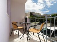 Apartamento de 1 dormitorio con balcón y vistas al mar - 1ª planta