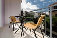 Apartamento de 1 dormitorio con balcón y vistas al mar - 2ª planta