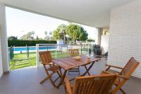 Brisas B2, 2 dormitorios, playa a 100m, by Bookindenia - B&B Denia