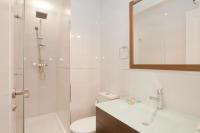 Deluxe Apartment (5 Adults)
