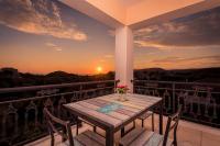 Sunset Family House, by ZanteWize - B&B Koroni