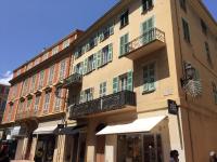 Welcome in the cozy blue nest pedestrian Menton - B&B Mentone