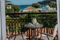 Bratis Apartments - B&B Koroni