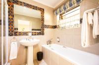 Camera Standard Doppia con Letti Singoli e Vista Giardino