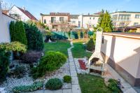 Piestany House With Garden Veronika - Chambres d'hôtes Piešťany