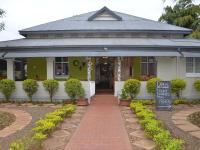 B&B Komatipoort - Stoep Cafe Guest House - Bed and Breakfast Komatipoort