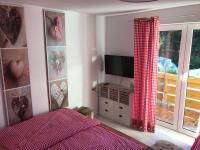 One-Bedroom Apartment with Balcony