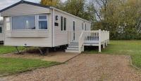 B&B Tattershall - KSR Hot Tub Holiday Home at Tattershall Lakes - Bed and Breakfast Tattershall