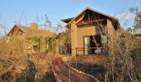 Luxury Mjejane Park Lodge - Private Pool & Sundeck - B&B Hectorspruit