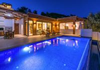 Villa 2 Sleeps 4 Isolated Honeymoon-Villa Sardunya - B&B