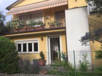 camera con bagno privato e parcheggio - B&B Lucca