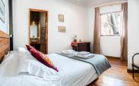 Chambre Lit Queen-Size - Vue sur Jardin