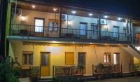 Avgi - B&B