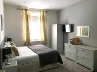 Twin Room with Shower