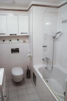 Apartmán Resident A001 - BEZBARIÉROVÝ Apartmán ideální pro rodiny s dětmi, v těsné blízkosti Anenského údolí, bobové dráhy, Ski areálů, Ski školy, FREE PARKING, FREE WIFI, výhled do zahrady s posezením na terase, dětské hřiště v areálu - Chambres d'hôtes Harrachov