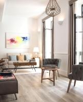 Puerta Catedral Holiday Suites - B&B Seville