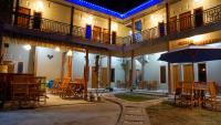 Asta Homestay - B&B