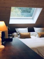 Chambre Lit Queen-Size avec Balcon
