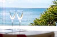 Main Beach Gem Luxury Retreat - B&B