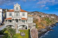 Luxury Barreirinha House old town by Holiday Rental Madeira - Chambres d'hôtes Funchal