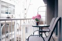 Athens Central 2BD Apartment at Acropolis Plaka - B&B Atenas