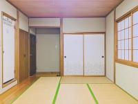 Chambre Triple avec Salle de Bains Privative