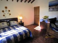 Triple Room with Exterior Bathroom (2 Adults + 1 Child)