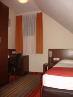 Deze suite heeft 4 slaapkamers.