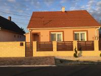 Lara Apartman - B&B