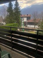 Apartment mit Balkon