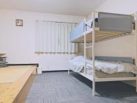 Dreibettzimmer mit eigenem Bad